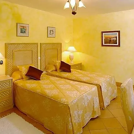 Olhos De Agua Sleeps 8 Pool Air Con T433420